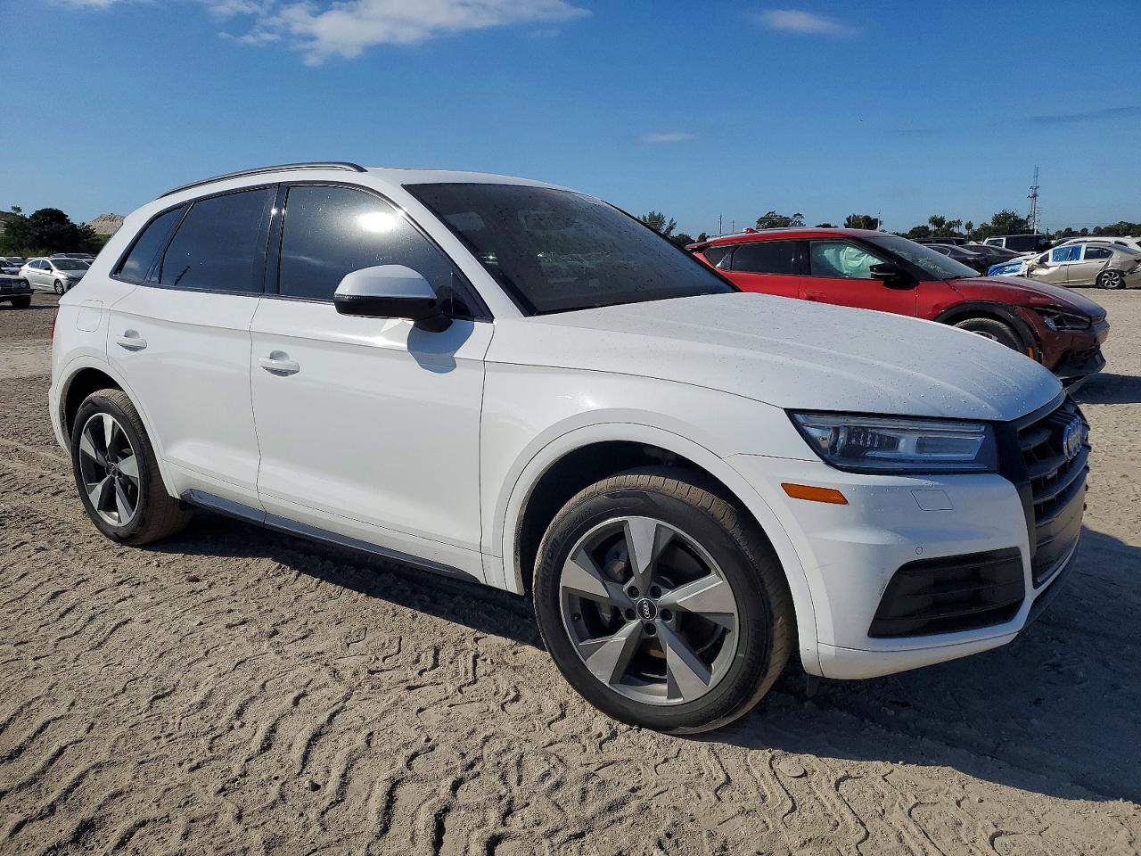 WA1ANAFY9L2084069 · 2020 AUDI Q5 · 4/13
