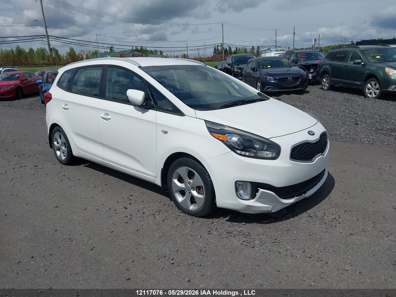 KNAHT8A33G7134274 · 2016 KIA RONDO