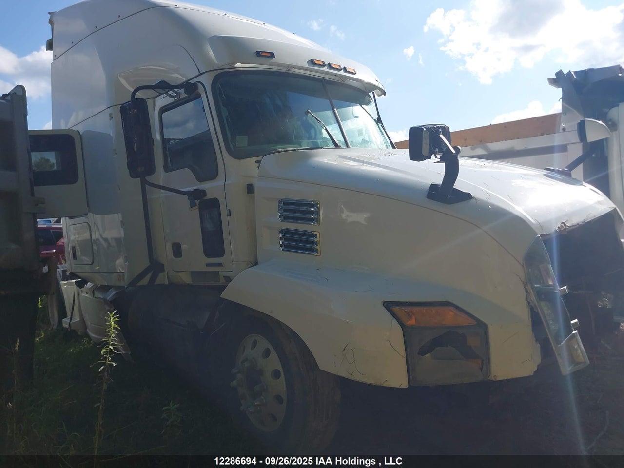 1M1AN4GY3PM033344 · 2023 MACK ANTHEM