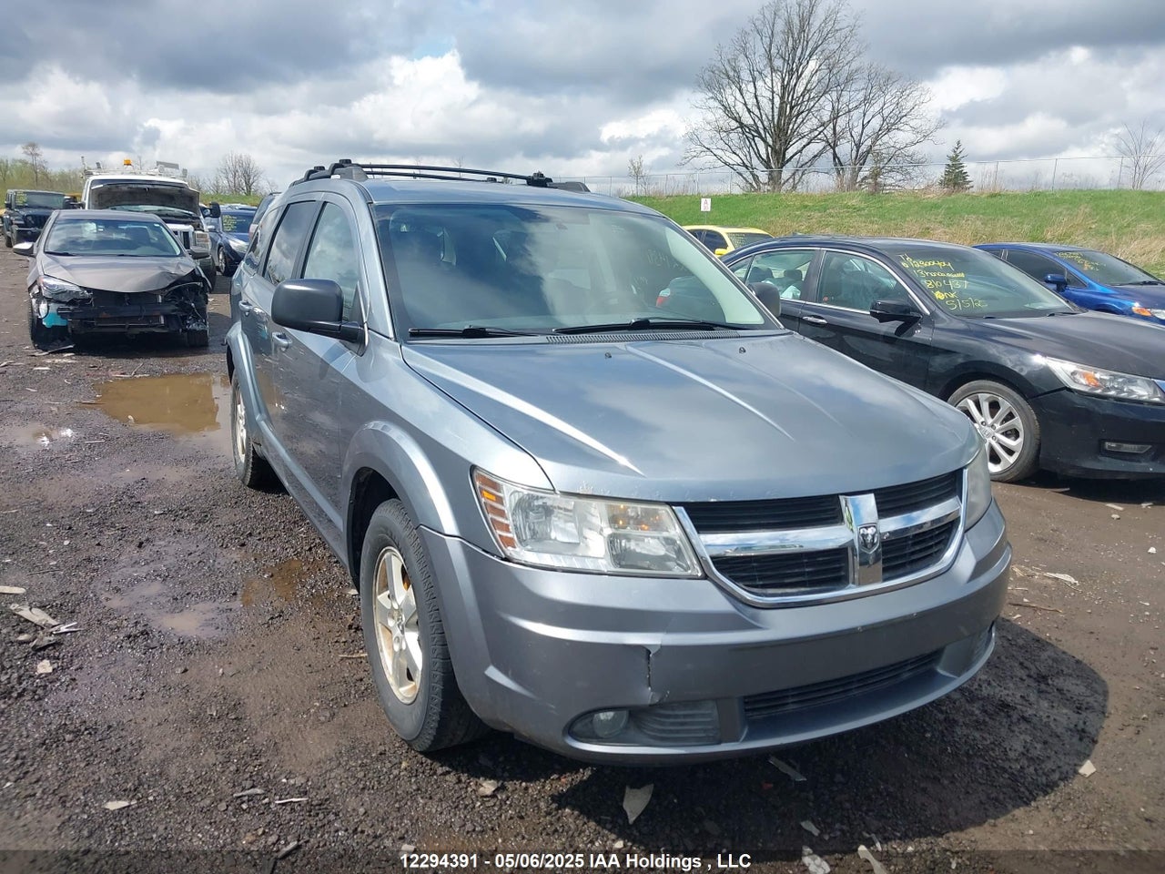 3D4GG47B59T548944 · 2009 DODGE JOURNEY SE