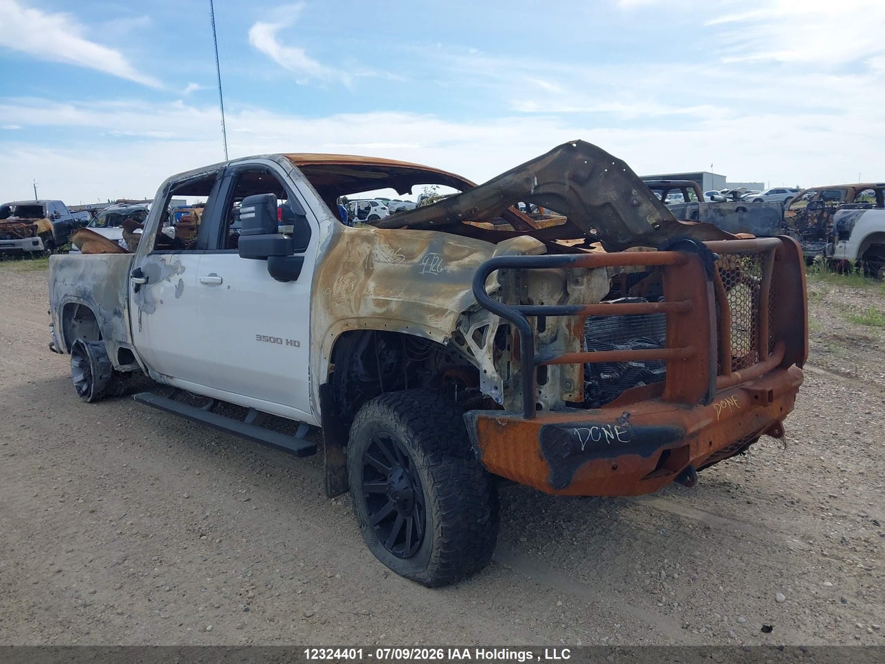 2GC4YTEY1P1728497 · 2023 CHEVROLET SILVERADO 3500HD LT