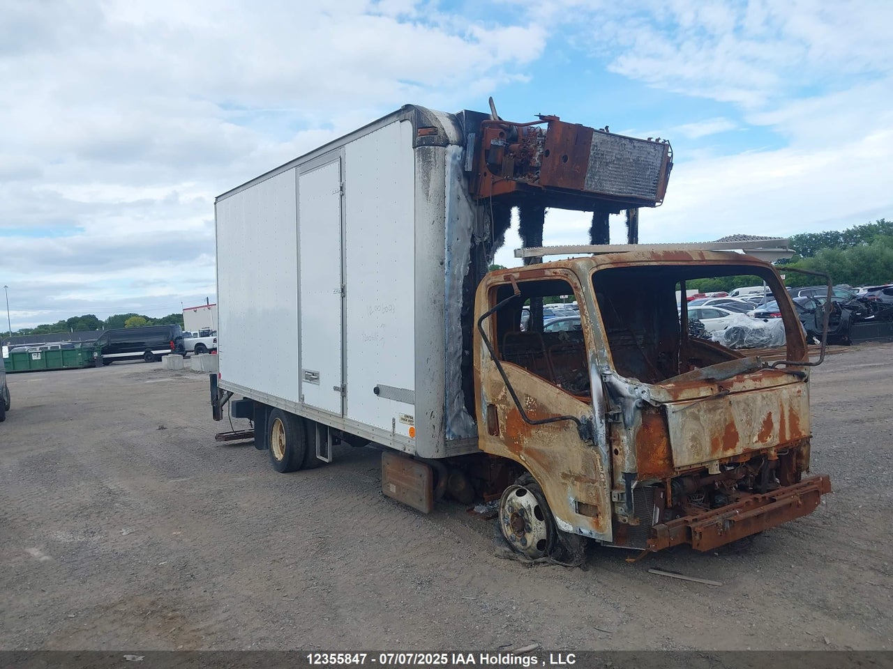 JALE5W166B7300213 · 2011 ISUZU DSL REG
