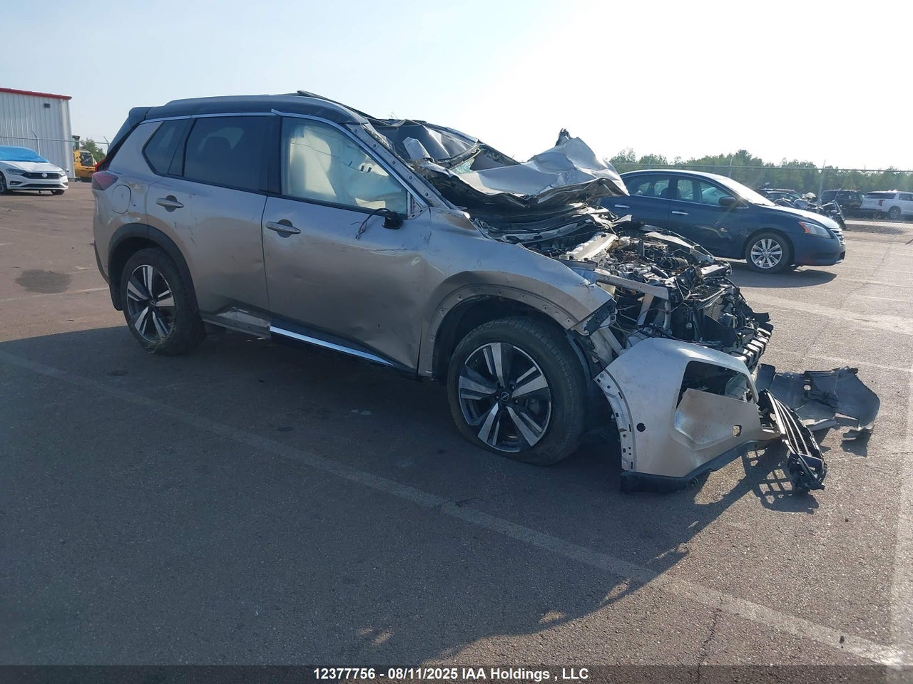 JN8BT3DD5NW274589 · 2022 NISSAN ROGUE PLATINUM