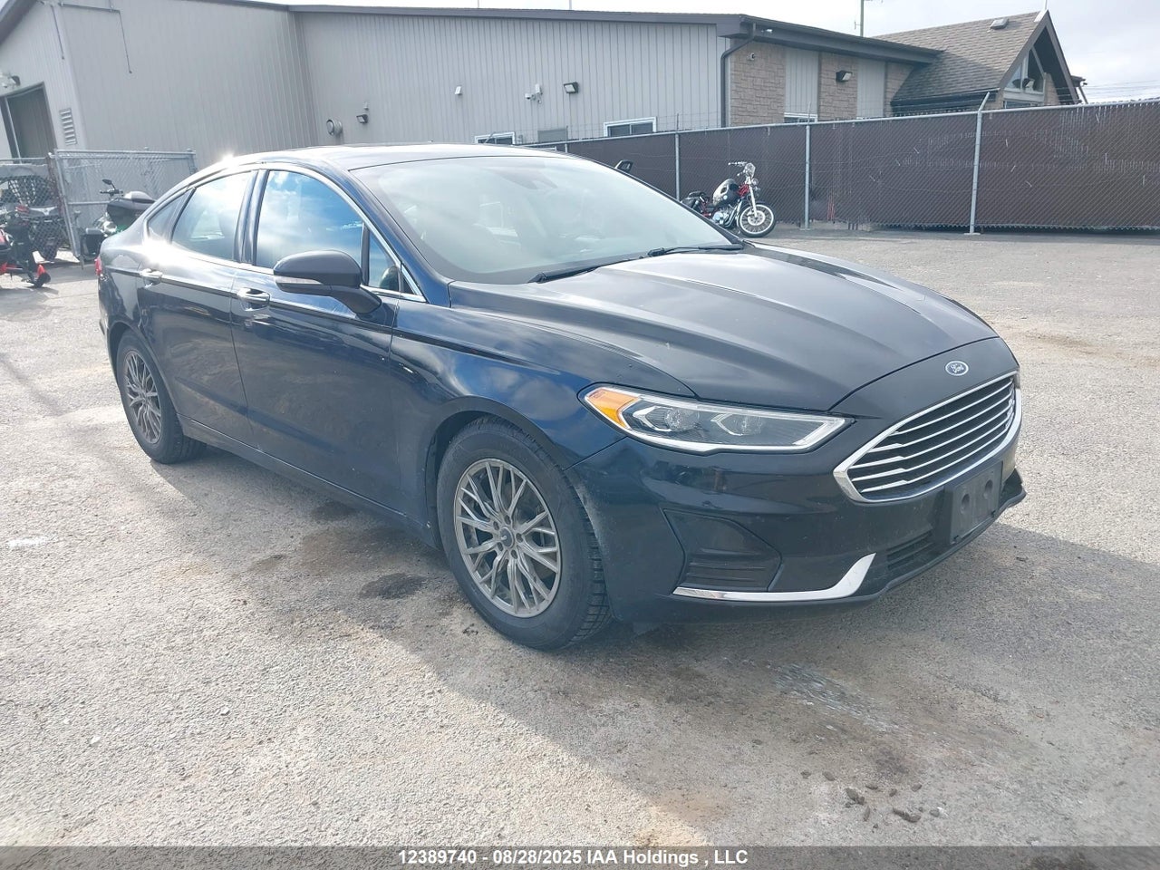 3FA6P0MU2KR155421 · 2019 FORD FUSION HYBRID