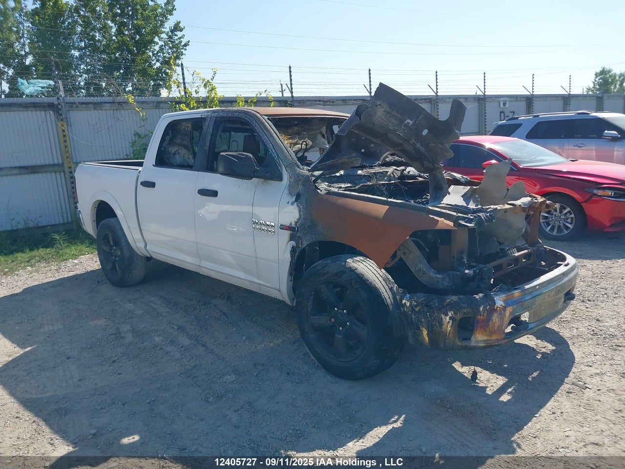 1C6RR7LM5JS226424 · 2018 RAM 1500 SLT