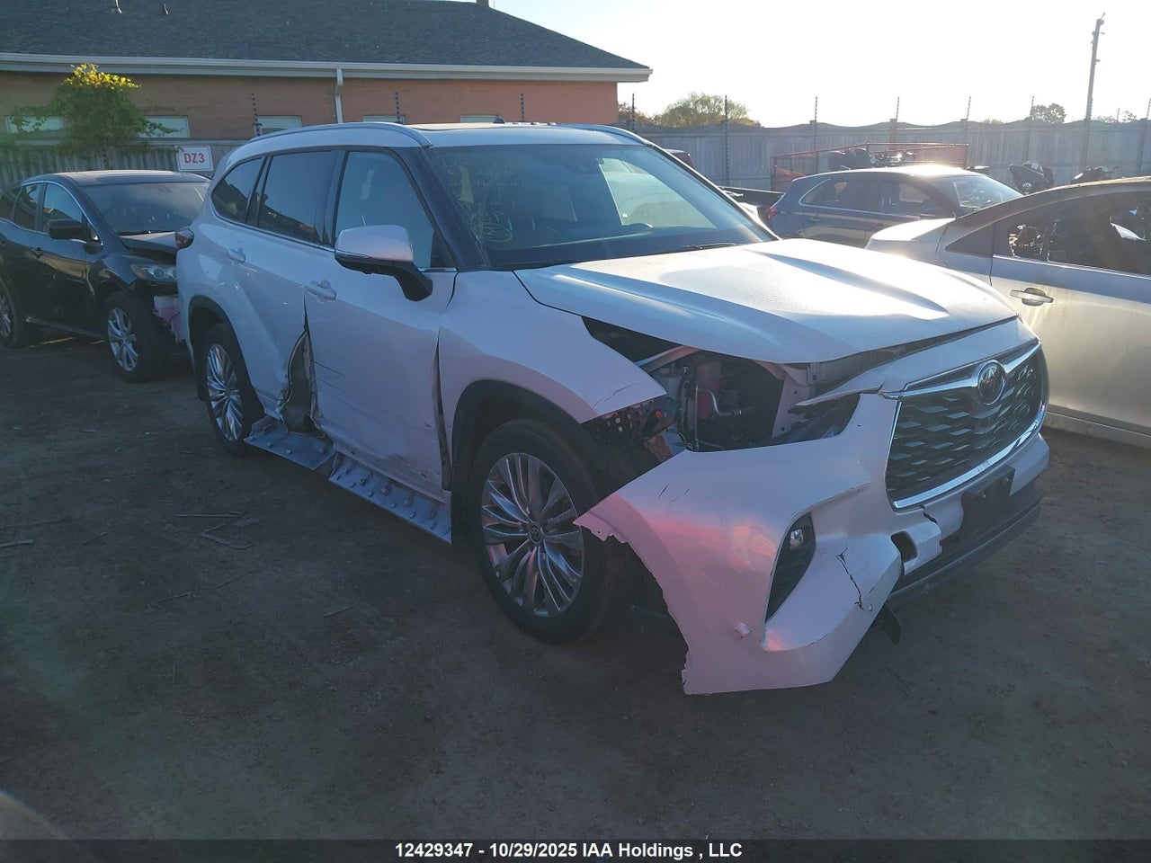 5TDEBRCH8SS652676 · 2025 TOYOTA HIGHLANDER HYBRID LIMITED