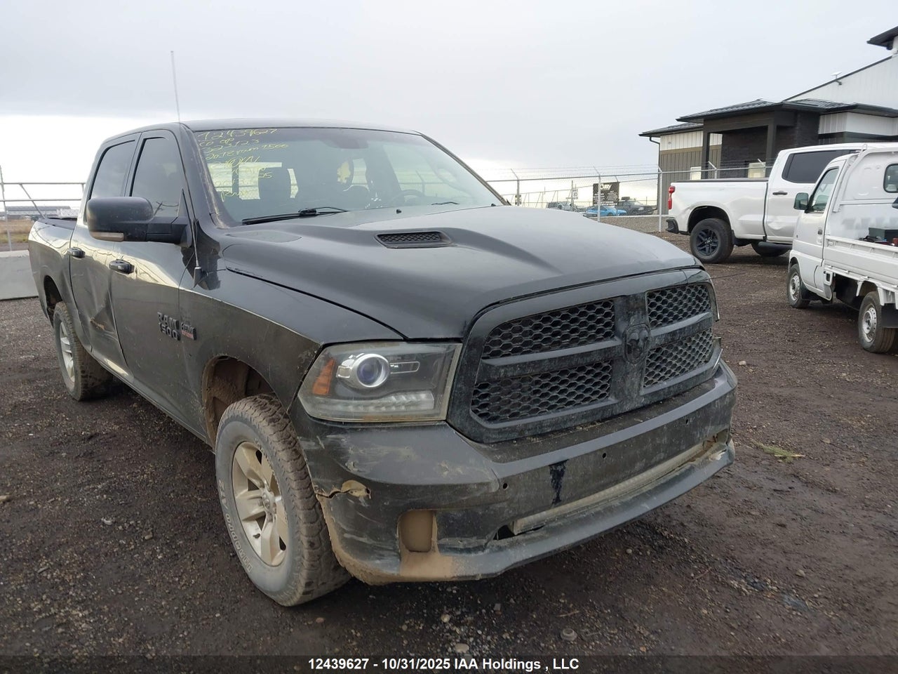 1C6RR7MT8JS323123 · 2018 RAM 1500 SPORT