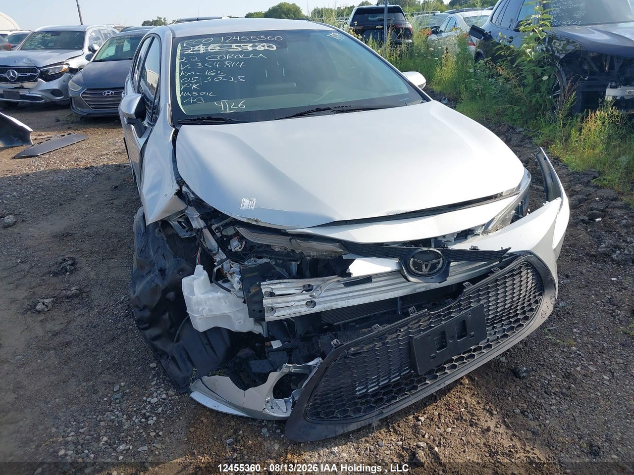 2022 TOYOTA COROLLA LE