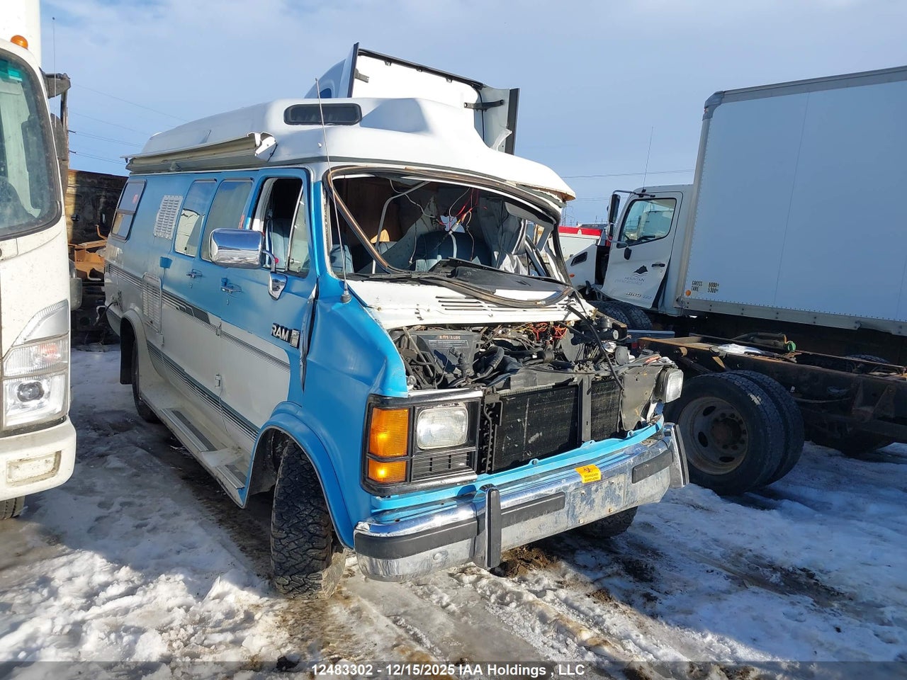 2B6HB21Y9KK396688 · 1989 DODGE RAM VAN B250