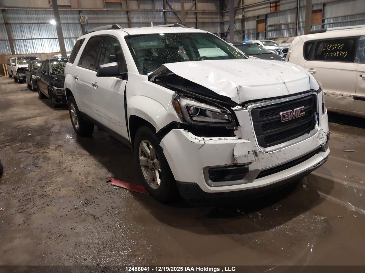 1GKKVNED1GJ107845 · 2016 GMC ACADIA SLE1