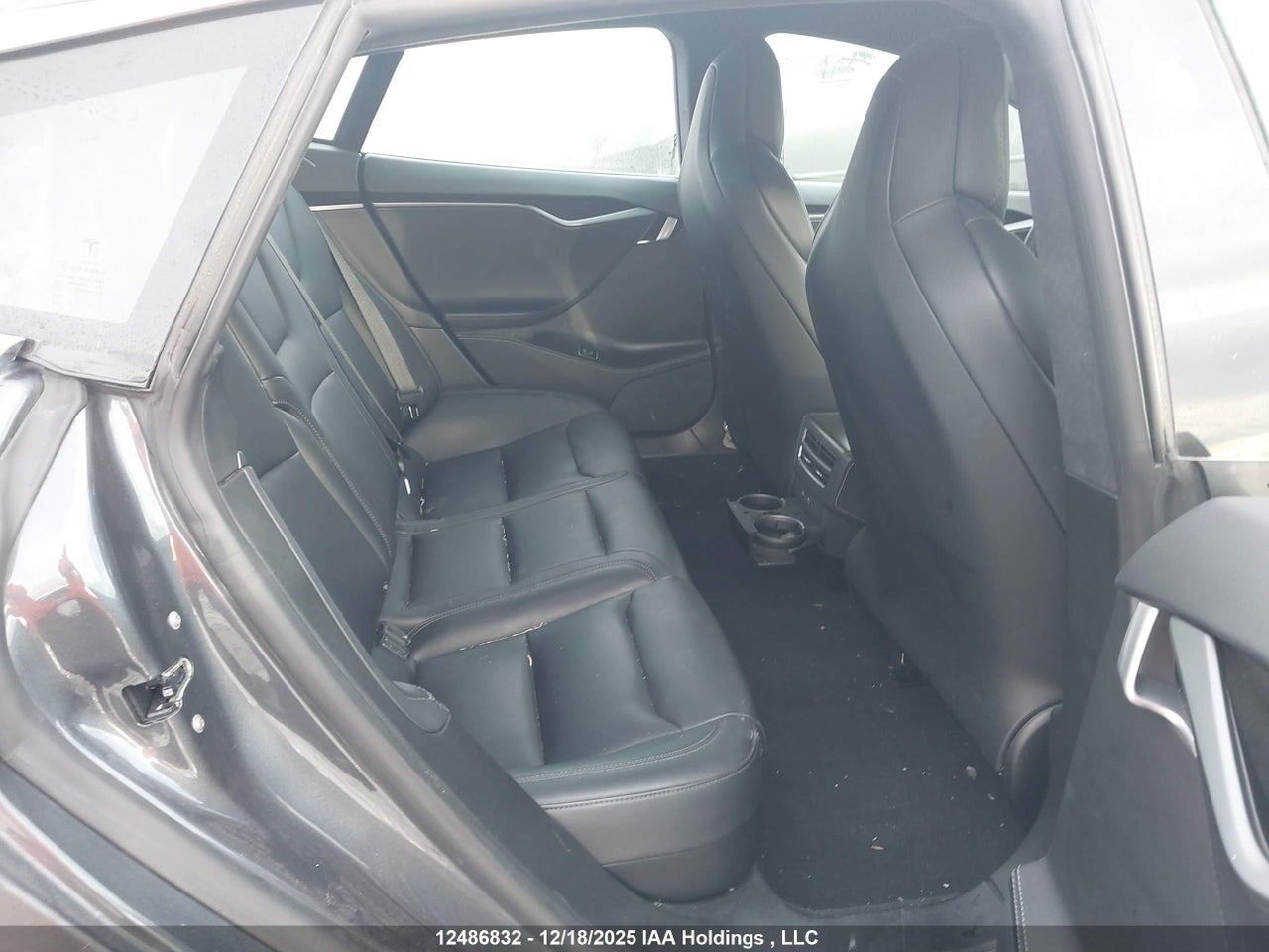 5YJSA1E2XJF264772 · 2018 TESLA MODEL S 100D/75D/P100D · 8/24