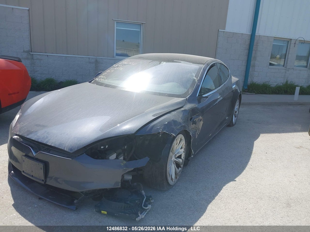5YJSA1E2XJF264772 · 2018 TESLA MODEL S 100D/75D/P100D · 6/24