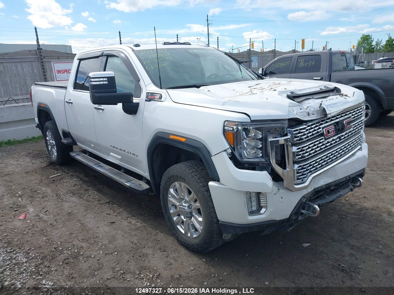 1GT49REY4NF195437 · 2022 GMC SIERRA 2500HD DENALI
