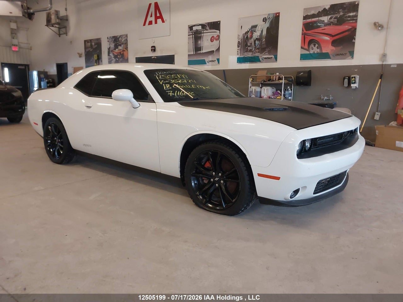 2C3CDZAG1JH302724 · 2018 DODGE CHALLENGER SXT