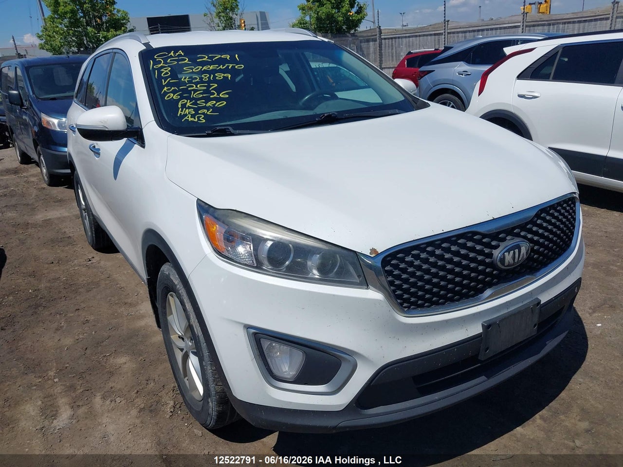 5XYPGDA36JG428189 · 2018 KIA SORENTO LX/L