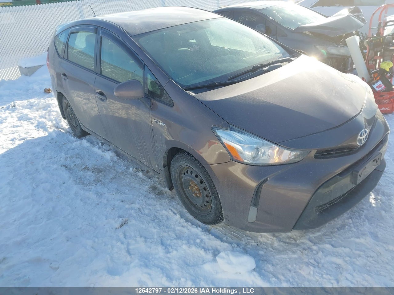 JTDZN3EU3HJ071107 · 2017 TOYOTA PRIUS V