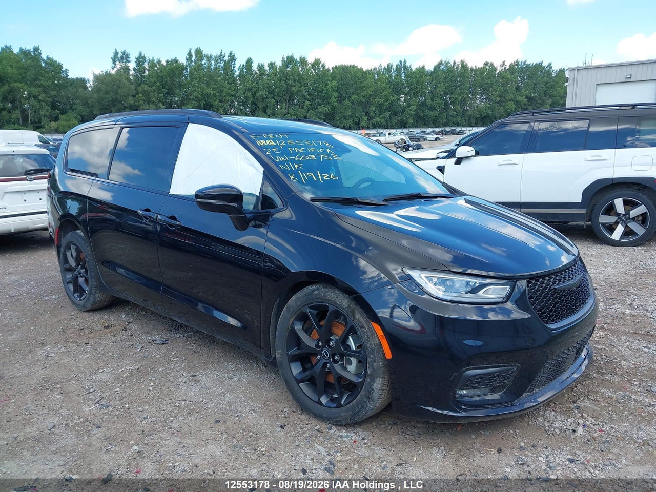 2025 CHRYSLER PACIFICA LIMITED