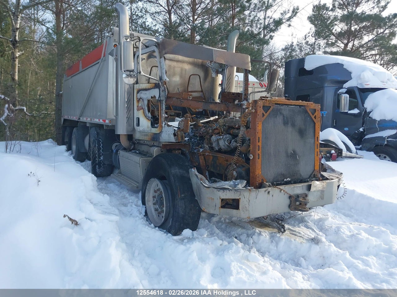 1NPTLP0X5FD256574 · 2015 PETERBILT 367
