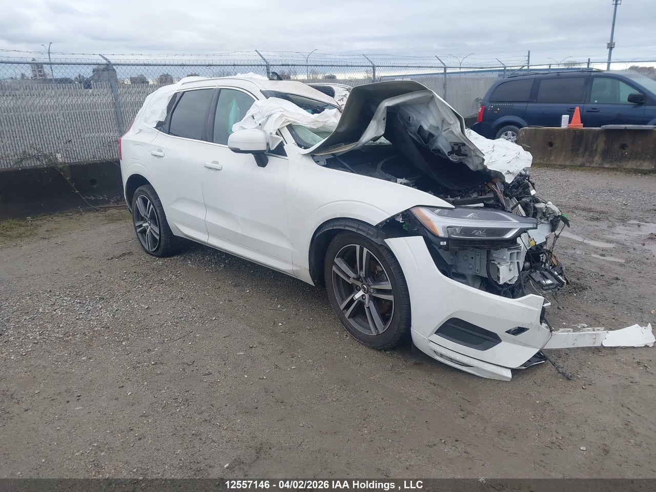 LYVA22RK3MB761886 · 2021 VOLVO XC60 T6 MOMENTUM