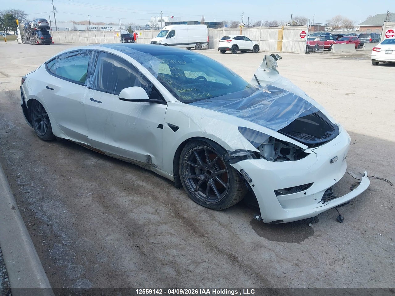 5YJ3E1EA6NF337237 · 2022 TESLA MODEL 3 RWD/STANDARD RANGE