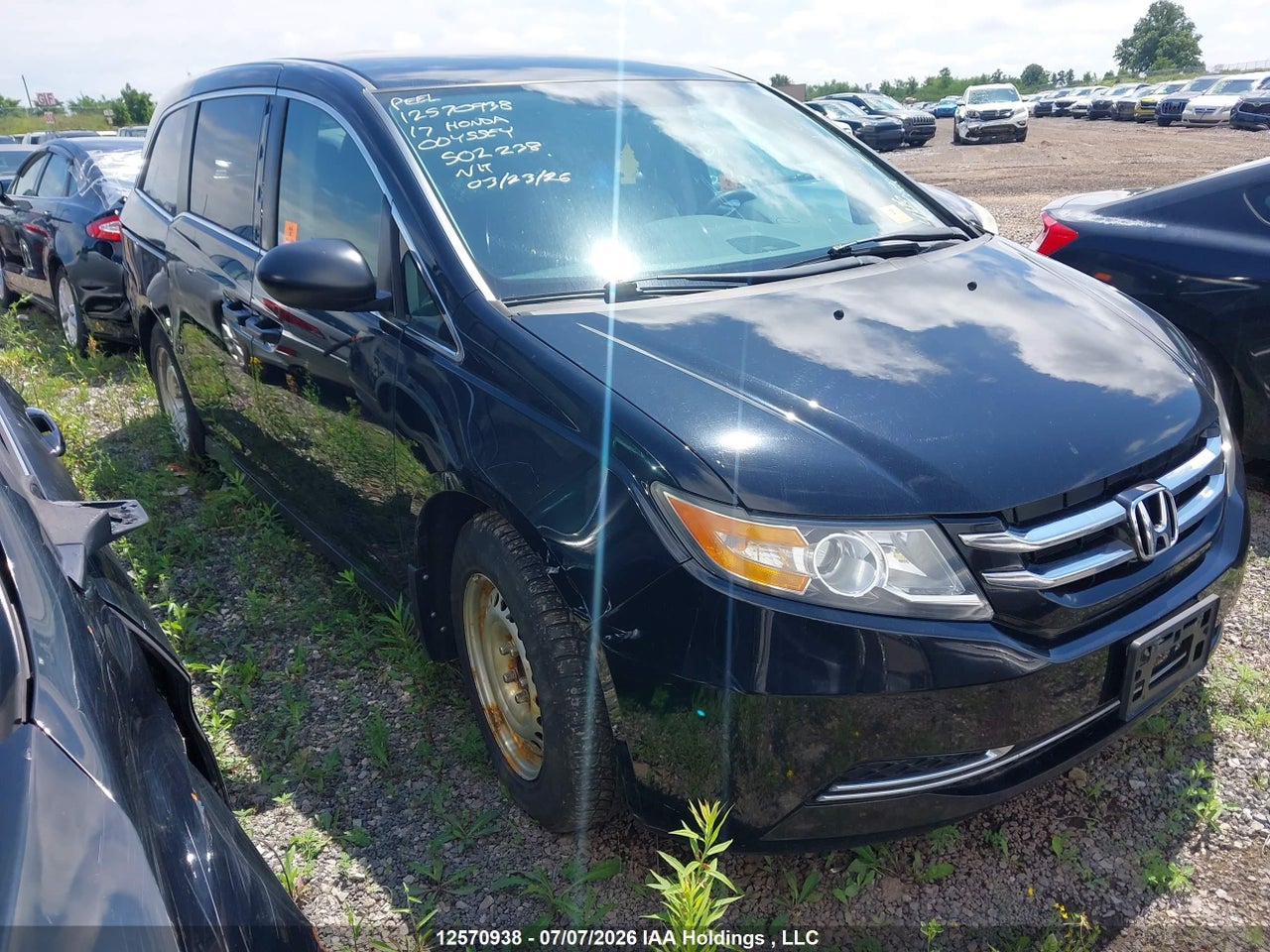 5FNRL5H21HB502238 · 2017 HONDA ODYSSEY LX