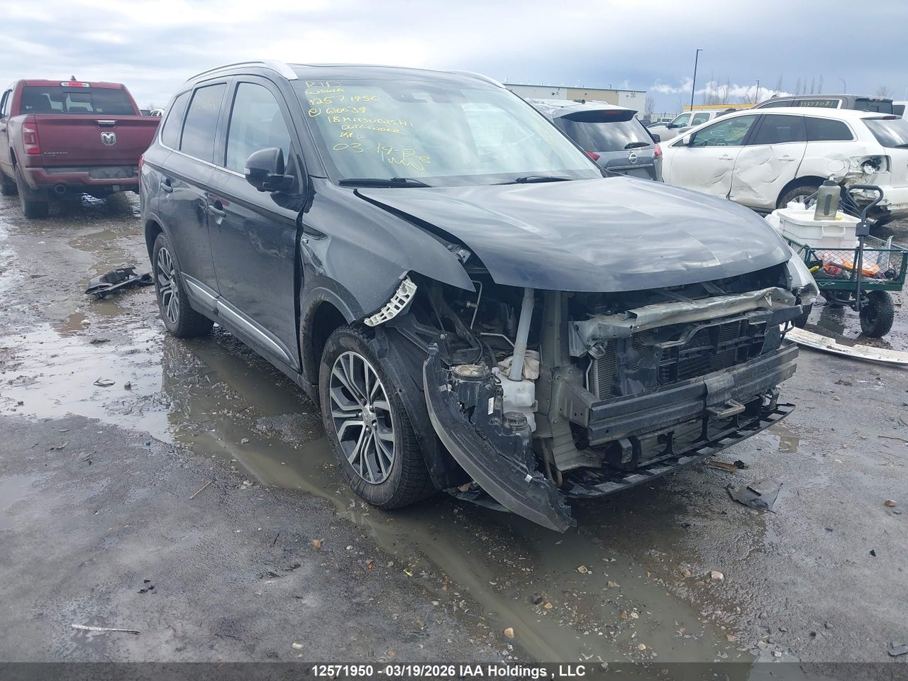 JA4JZ4AX1JZ610039 · 2018 MITSUBISHI OUTLANDER GT