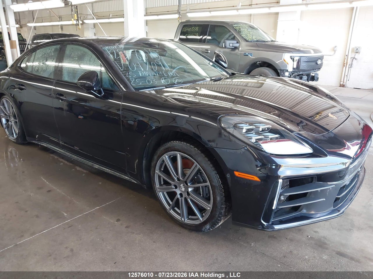 WP0AE2YA9SL047091 · 2025 PORSCHE PANAMERA E-HYBRID 4