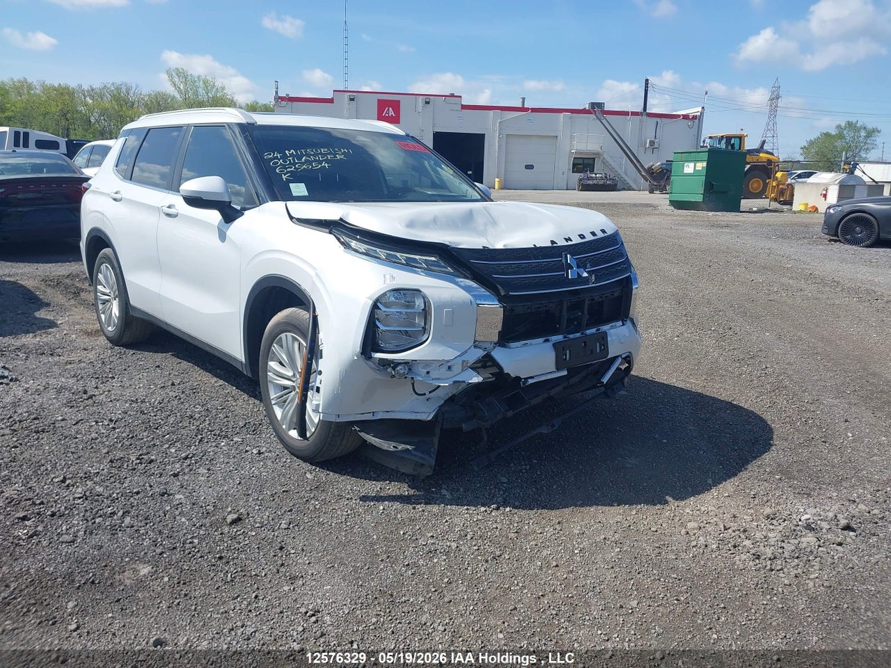 JA4J4VA85RZ629654 · 2024 MITSUBISHI OUTLANDER LE/SE/SEL