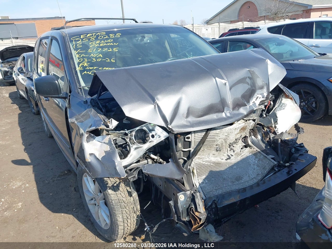 2C4RDGBG1FR517725 · 2015 DODGE GRAND CARAVAN SE