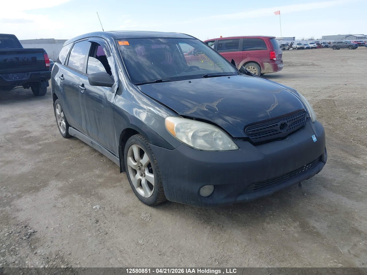 2T1KR32E45C****** · 2005 TOYOTA Matrix XR