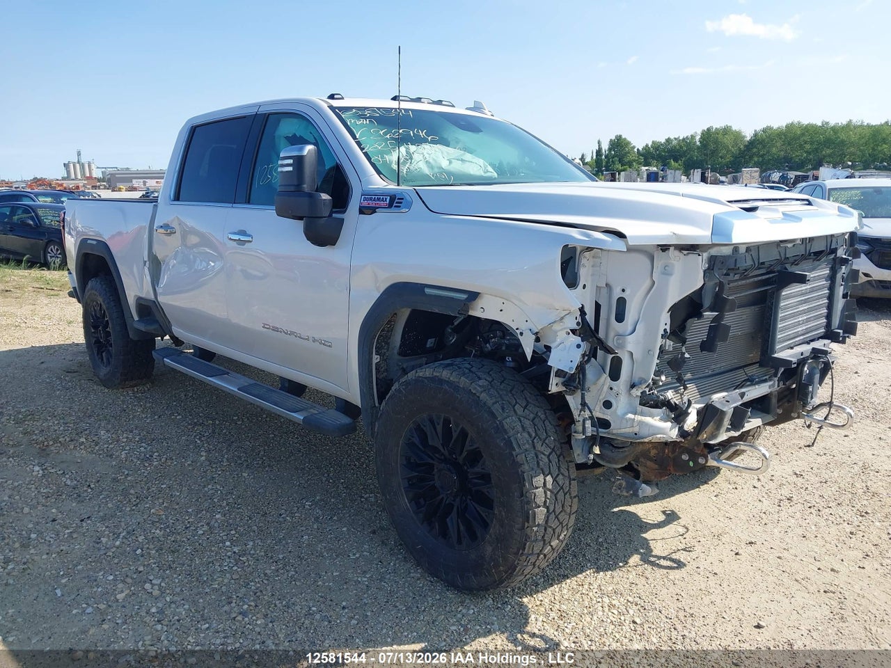 1GT4UWEY9SF262946 · 2025 GMC SIERRA K3500 DENALI