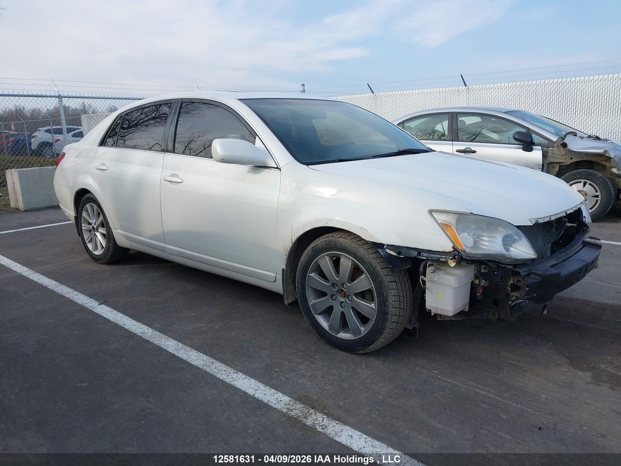 4T1BK36B55U033097 · 2005 TOYOTA AVALON TOURING