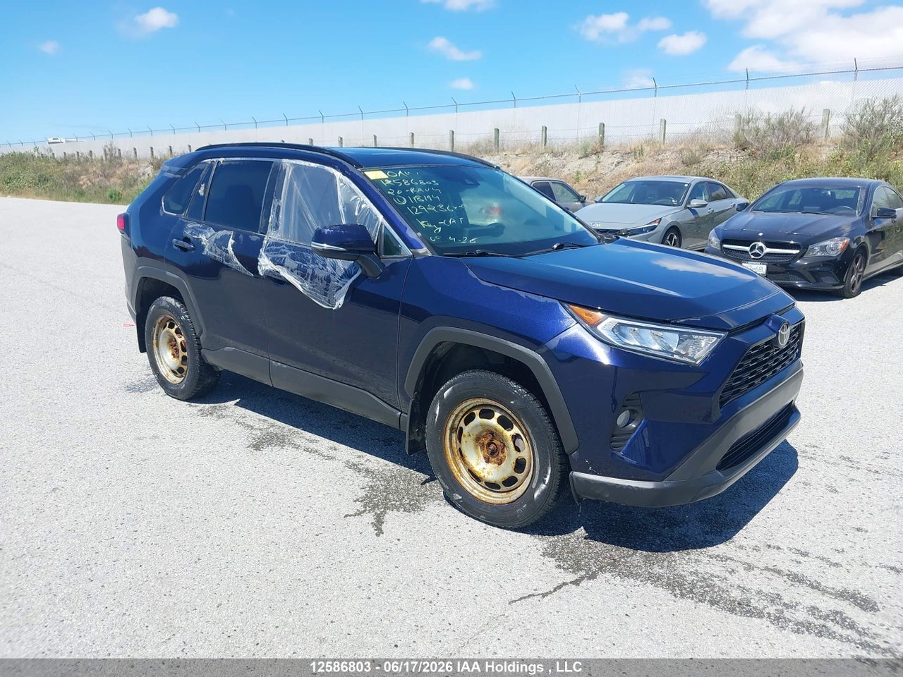 2T3R1RFV6LC118194 · 2020 TOYOTA RAV4 XLE/XLE PREMIUM