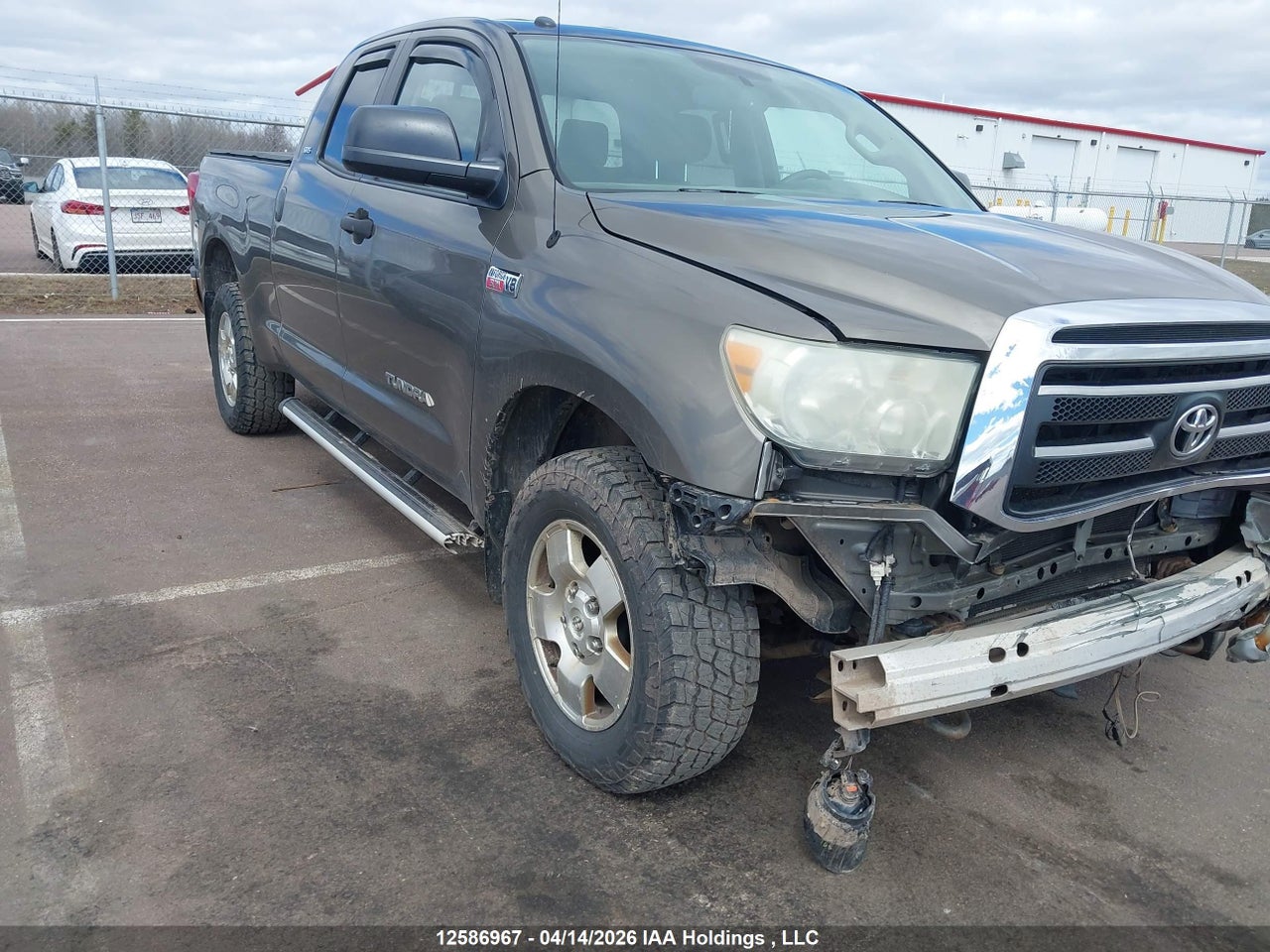 5TFUY5F1XAX129153 · 2010 TOYOTA TUNDRA SR5 5.7L V8