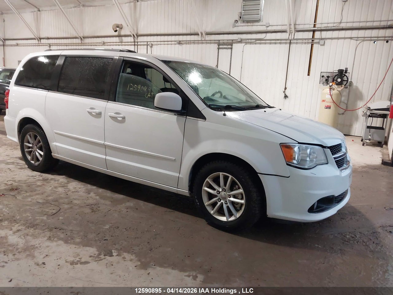 2C4RDGBG6FR****** · 2015 DODGE GRAND CARAVAN SE/SXT