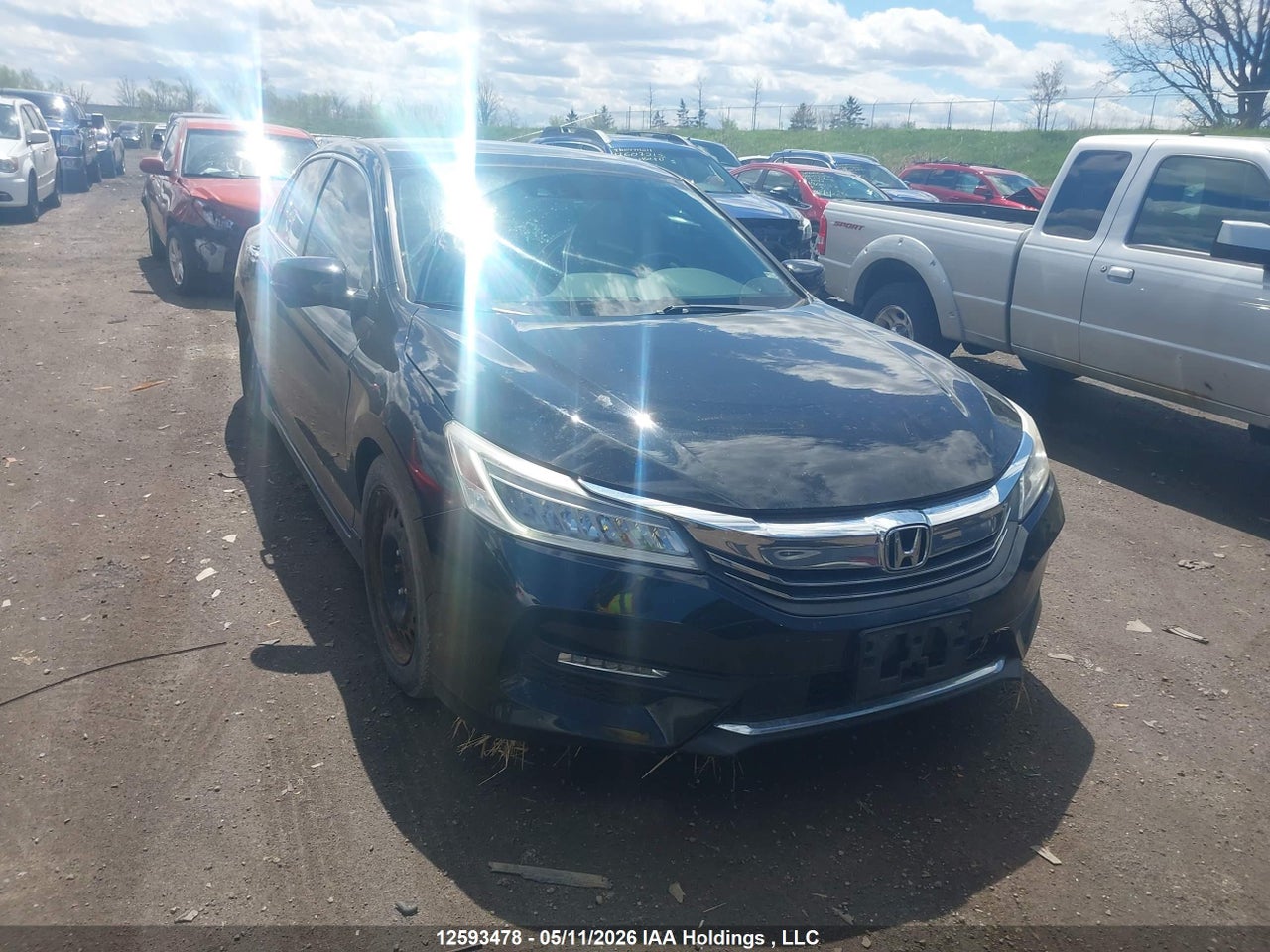 1HGCR2F00GA808246 · 2016 HONDA ACCORD TOURING