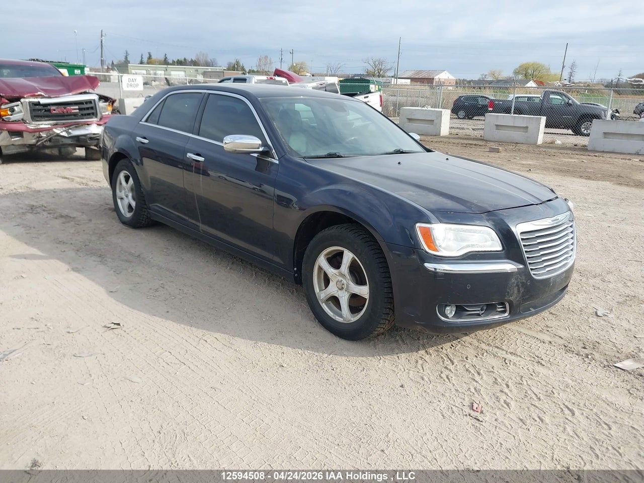 2C3CA5CG7BH557667 · 2011 CHRYSLER 300 LIMITED