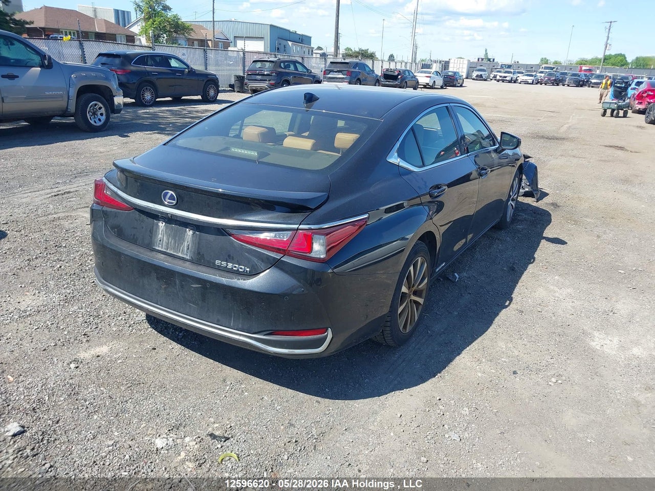JTHB21B16K2043651 · 2019 LEXUS ES 300H · 4/19