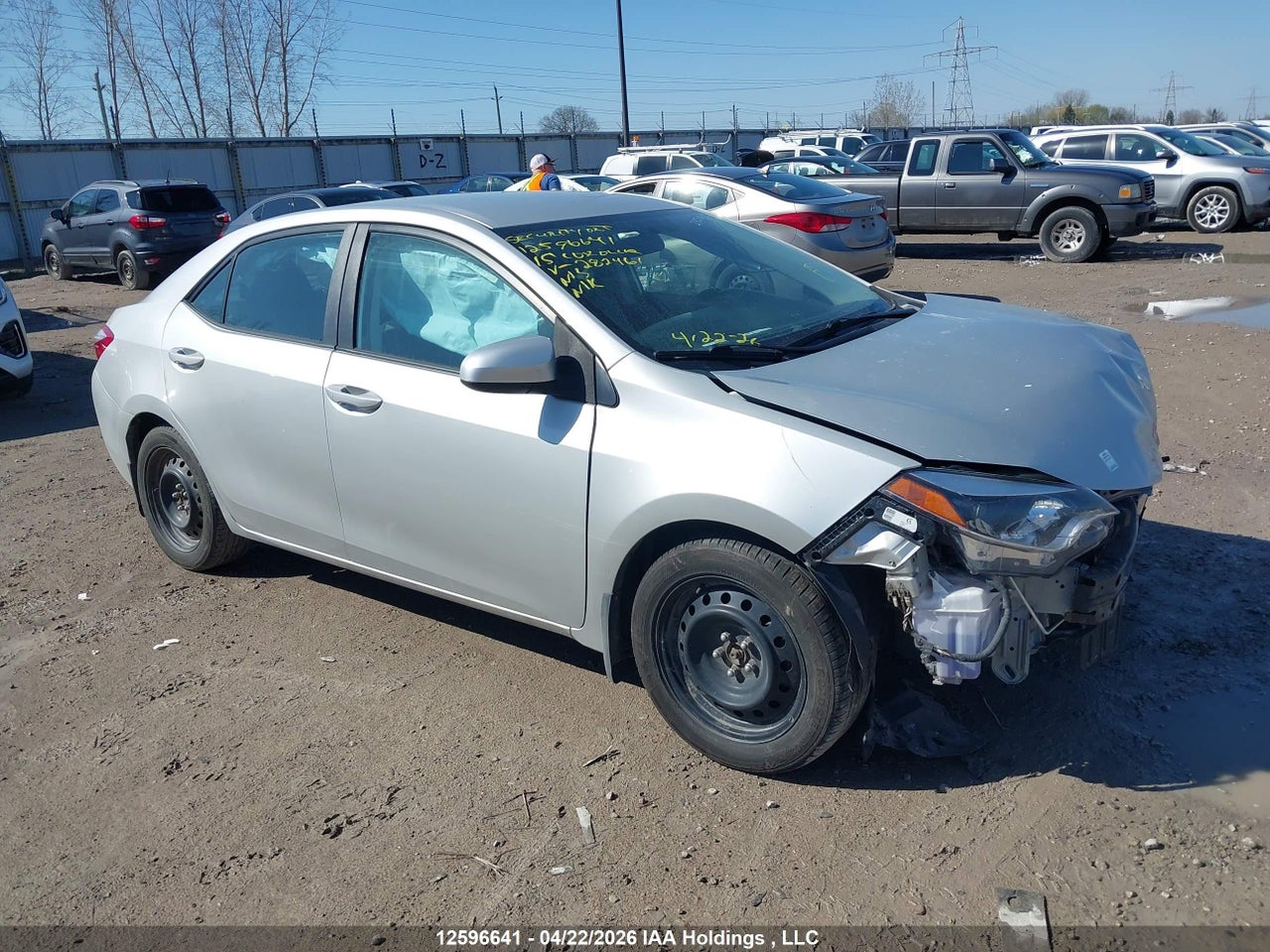 2T1BURHE7FC282461 · 2015 TOYOTA COROLLA LE