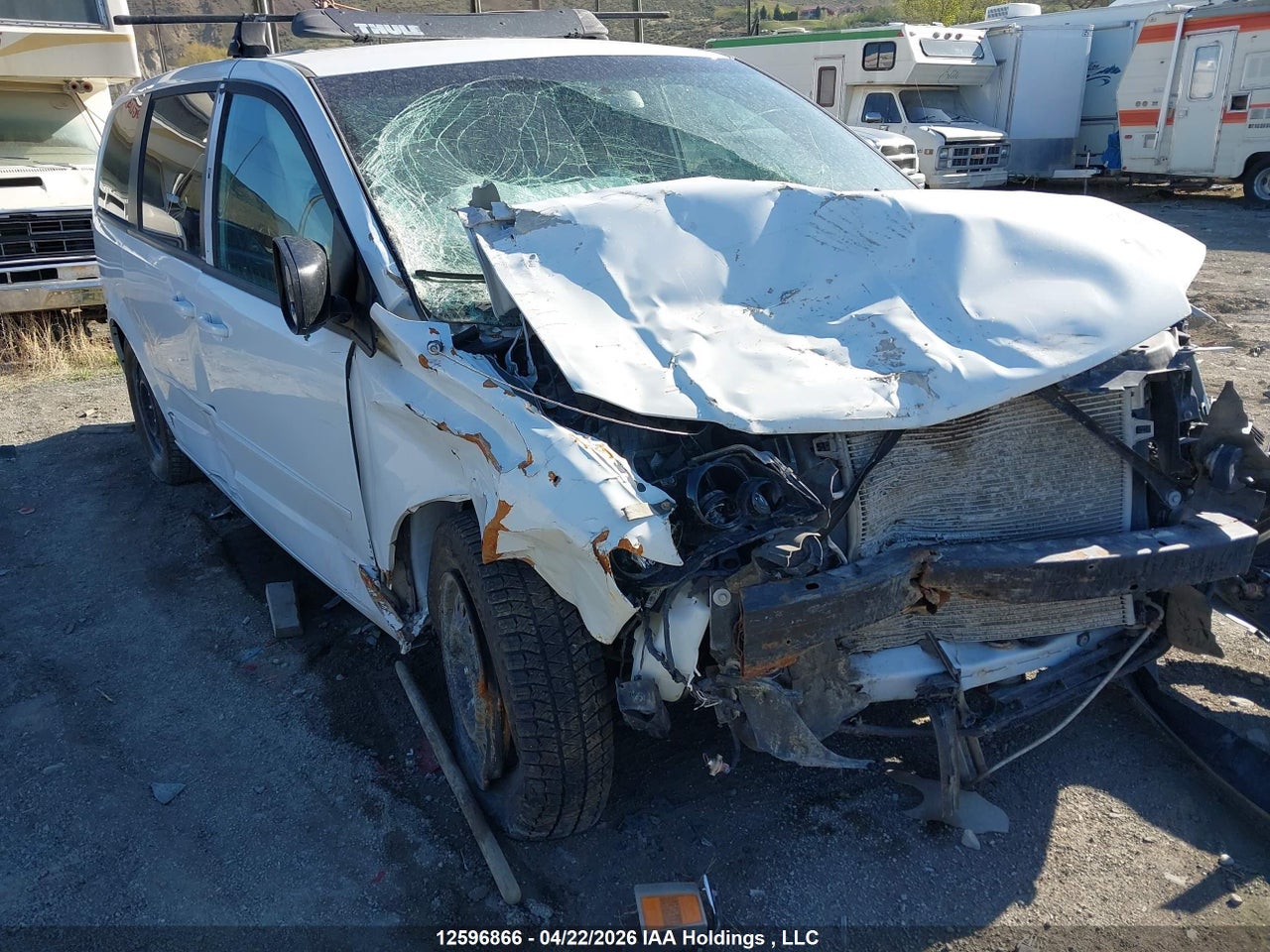 2C4RDGBG0ER137032 · 2014 DODGE GRAND CARAVAN SE/SXT