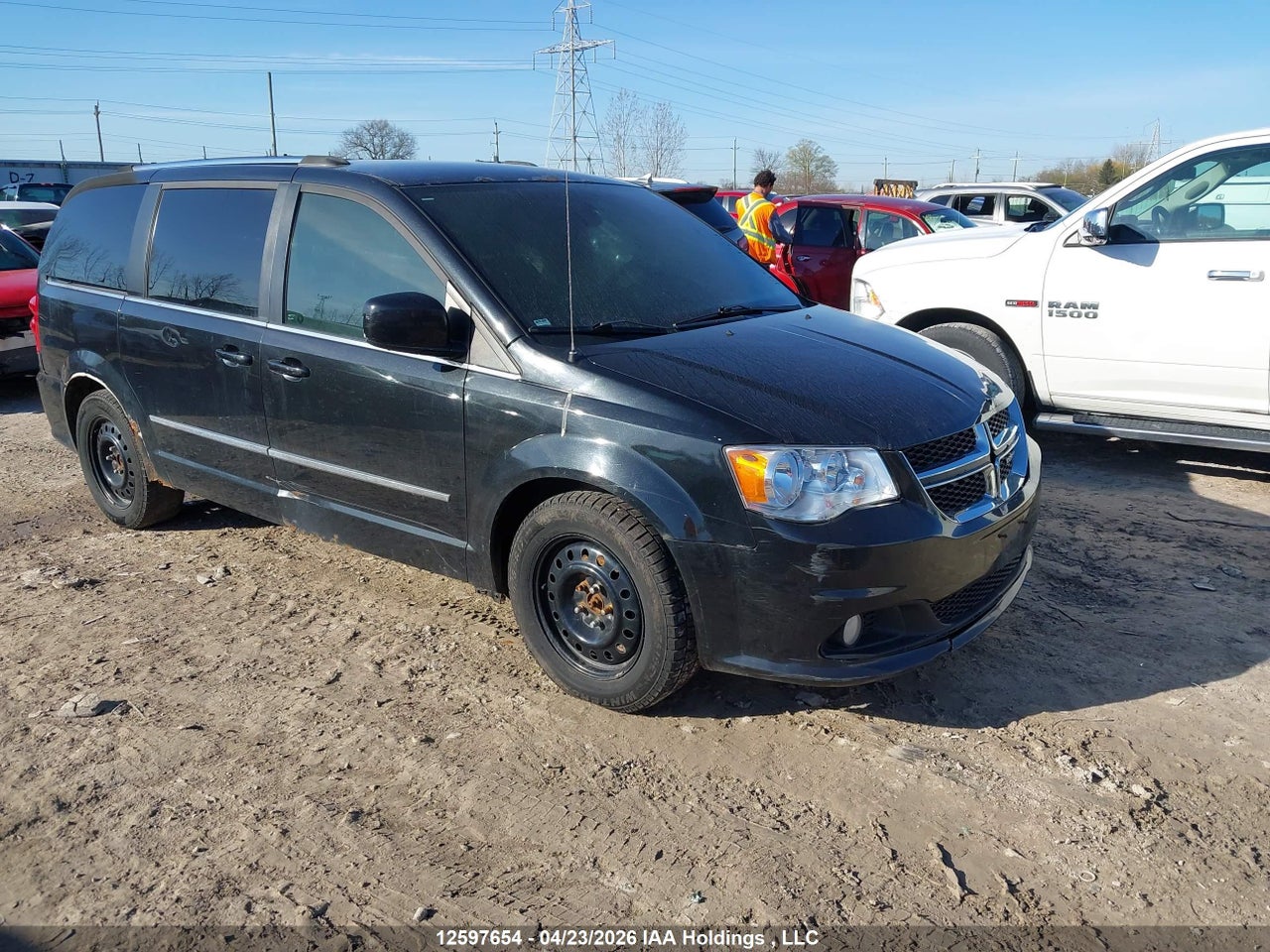 2D4RN5DGXBR****** · 2011 DODGE GRAND CARAVAN CREW