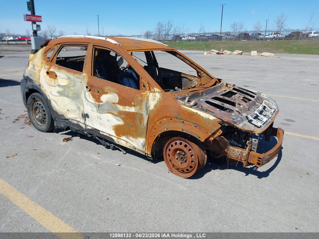 KM8K22AA0JU153747 · 2018 HYUNDAI KONA