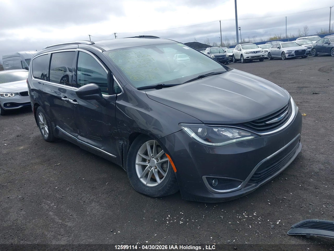 2C4RC1L74JR365771 · 2018 CHRYSLER PACIFICA HYBRID TOURING L