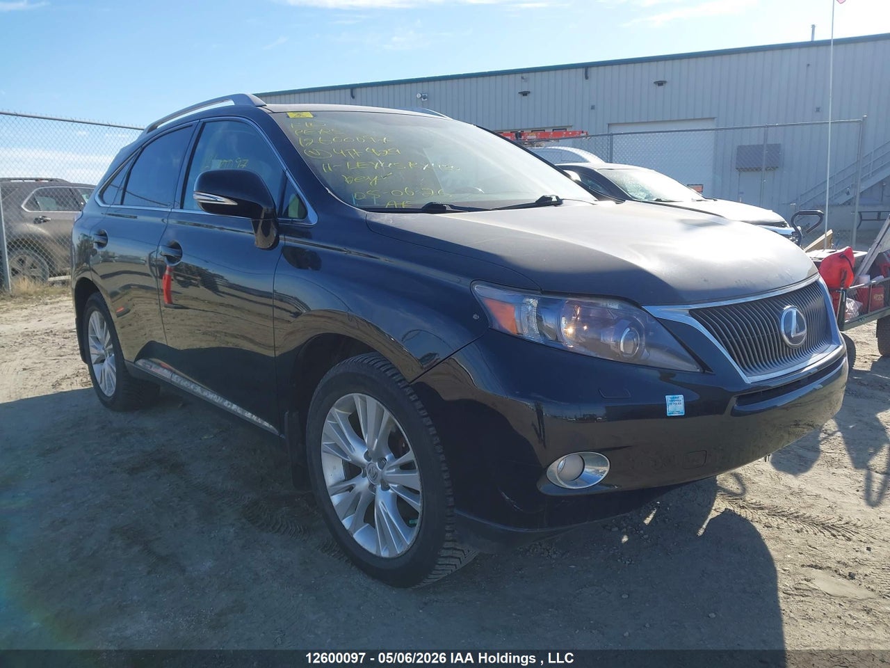JTJBC1BA8B2417429 · 2011 LEXUS RX 450