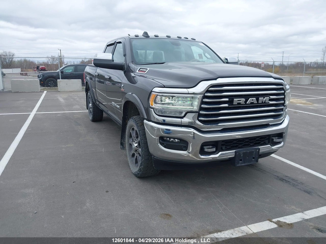 3C63R3FL3NG161930 · 2022 RAM 3500 LONGHORN