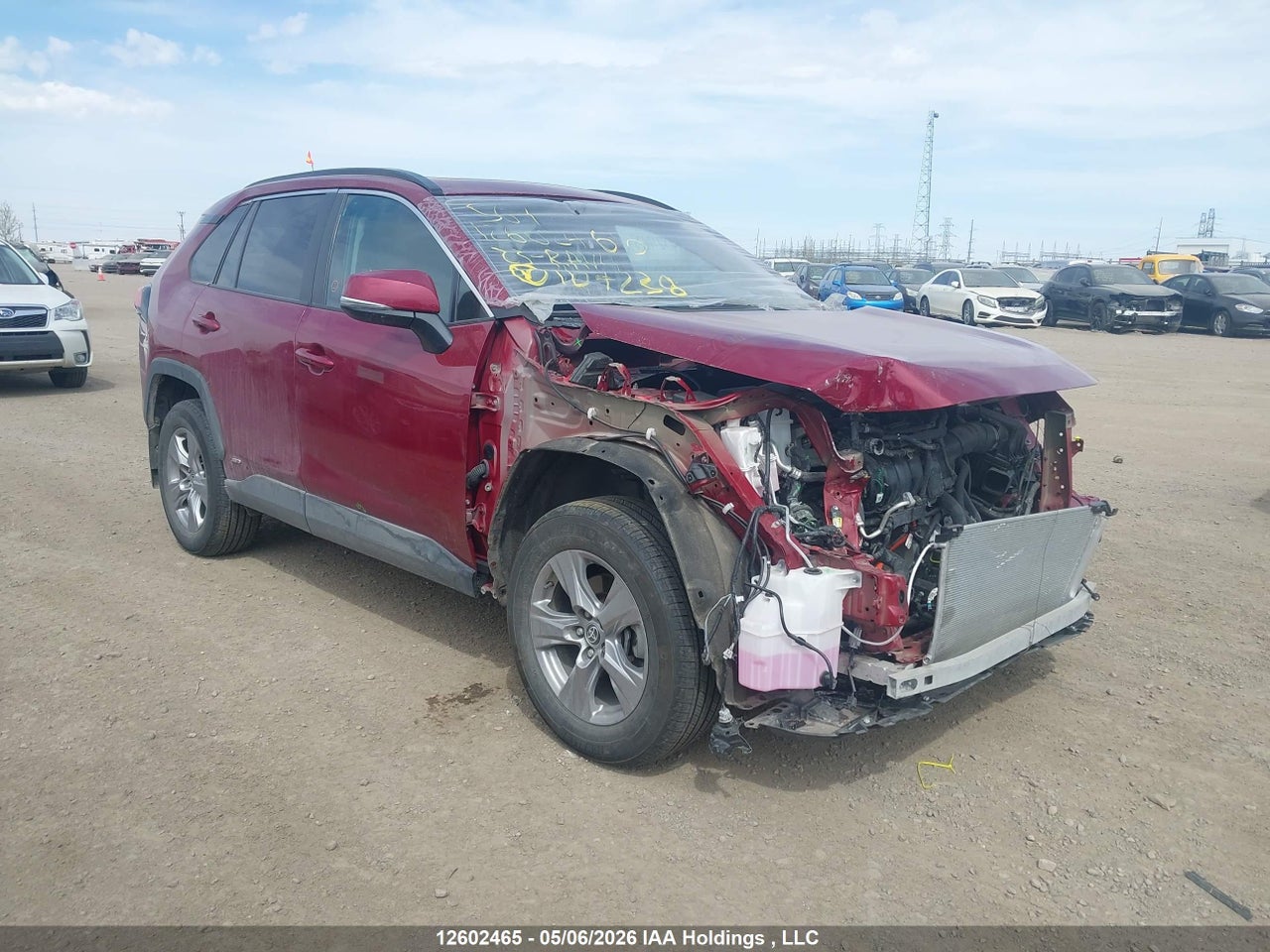 2T3RWRFV6PW167238 · 2023 TOYOTA RAV4 HYBRID XLE