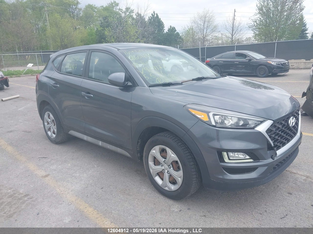KM8J23A40KU****** · 2019 HYUNDAI TUCSON SE