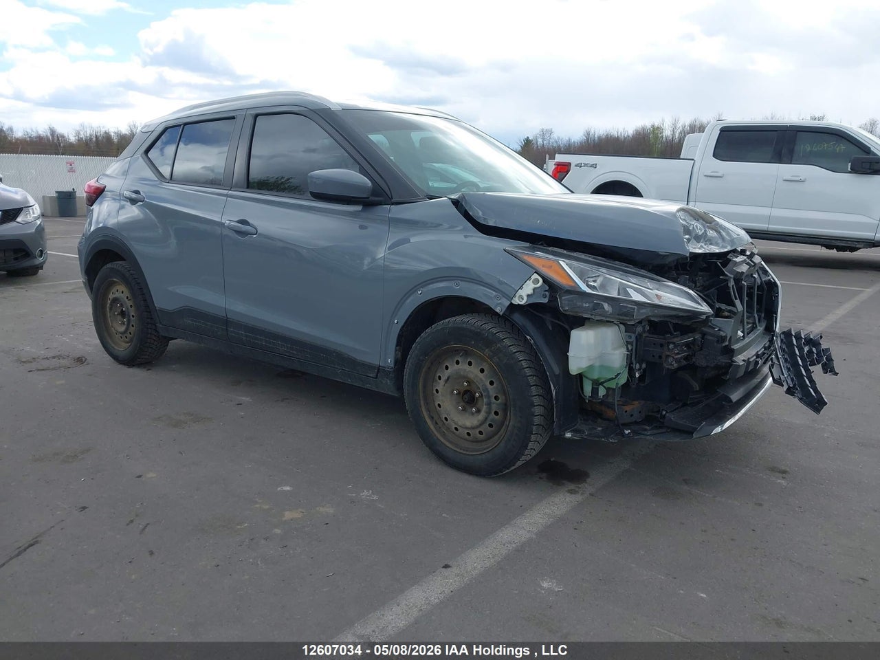 3N1CP5CV8NL525320 · 2022 NISSAN KICKS SV