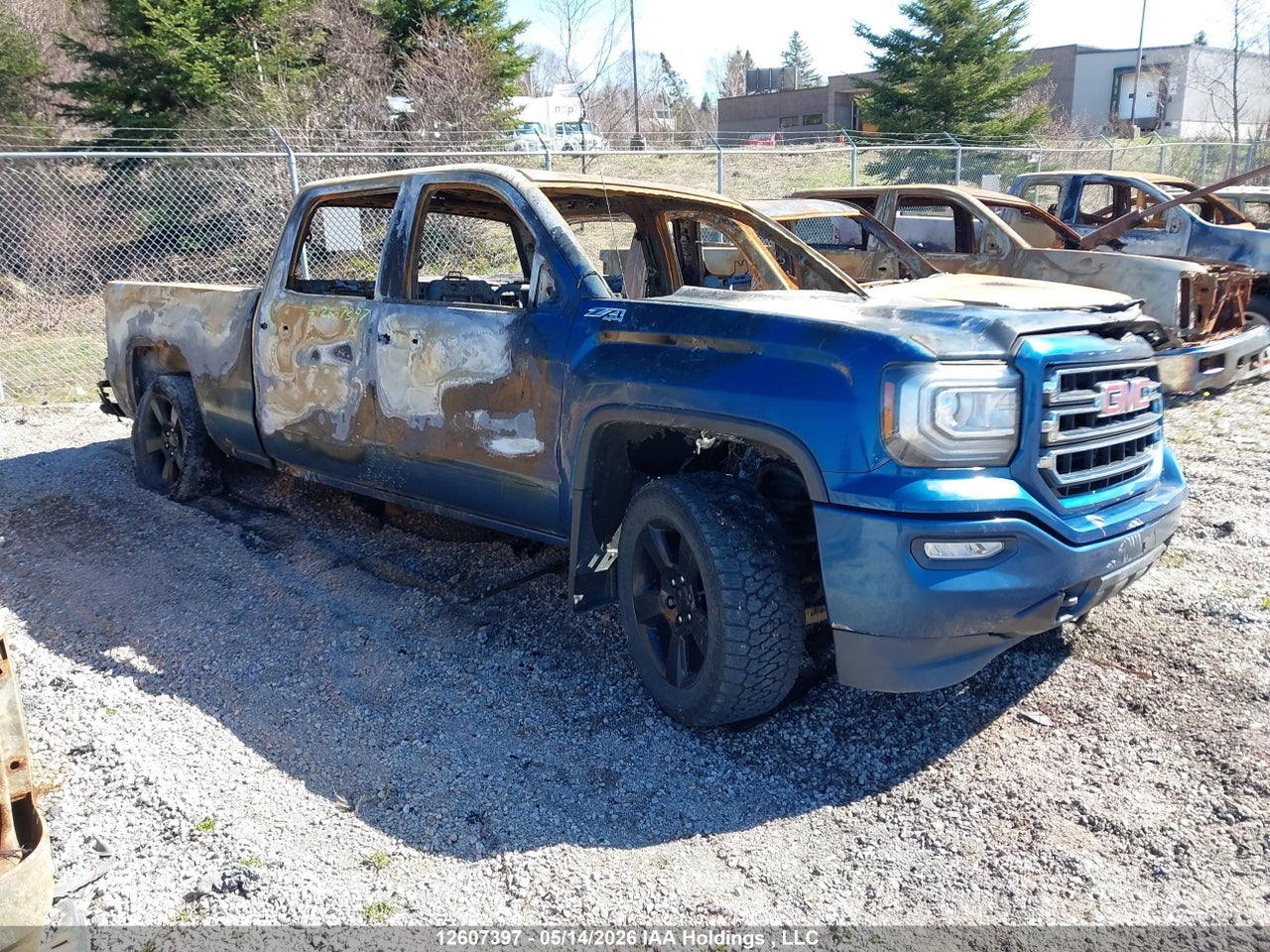 3GTU2MEC3HG373806 · 2017 GMC SIERRA K1500 SLE