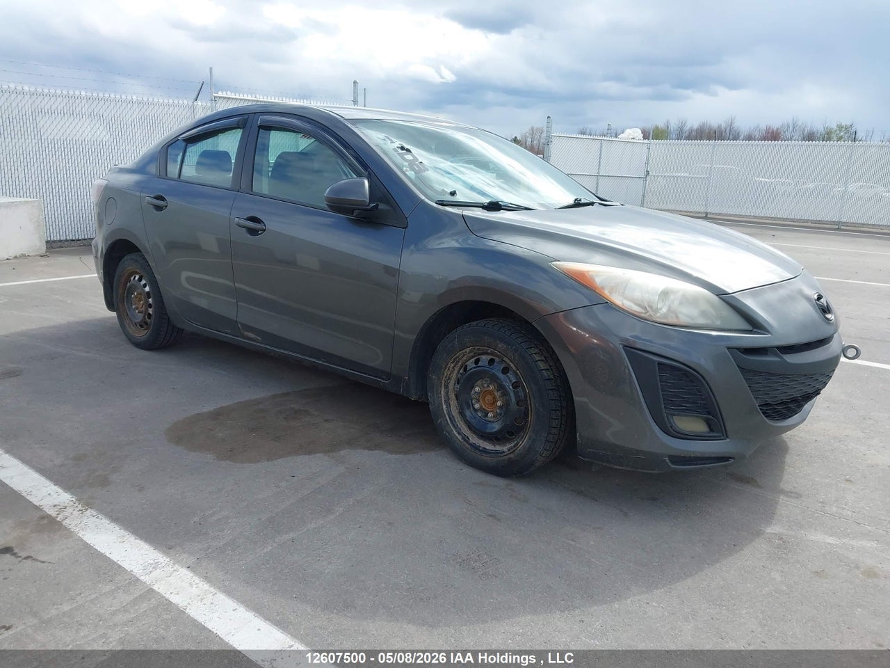 JM1BL1UFXB1398710 · 2011 MAZDA MAZDA3 GX